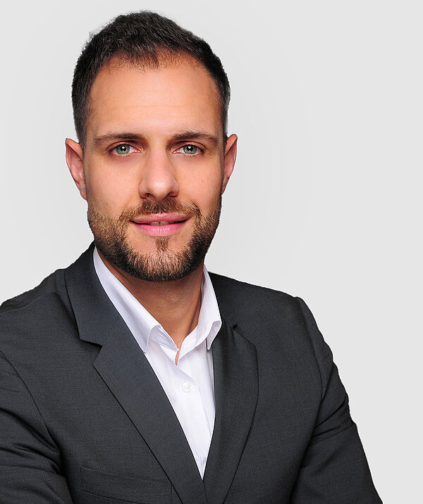 RKW-Group-Webinar-Speaker-Nico-Landwehrjohann