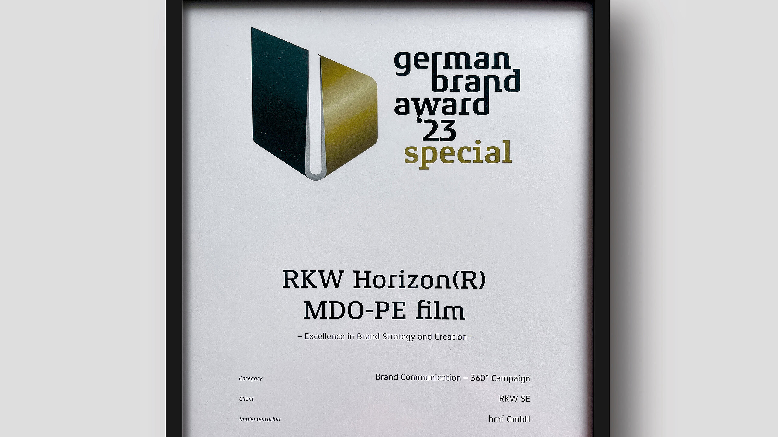 RKWs Urkunde für den German Brand Award für die Launch-Kampagne ExpandYourHorizon der neuen MDO-PE Folien
